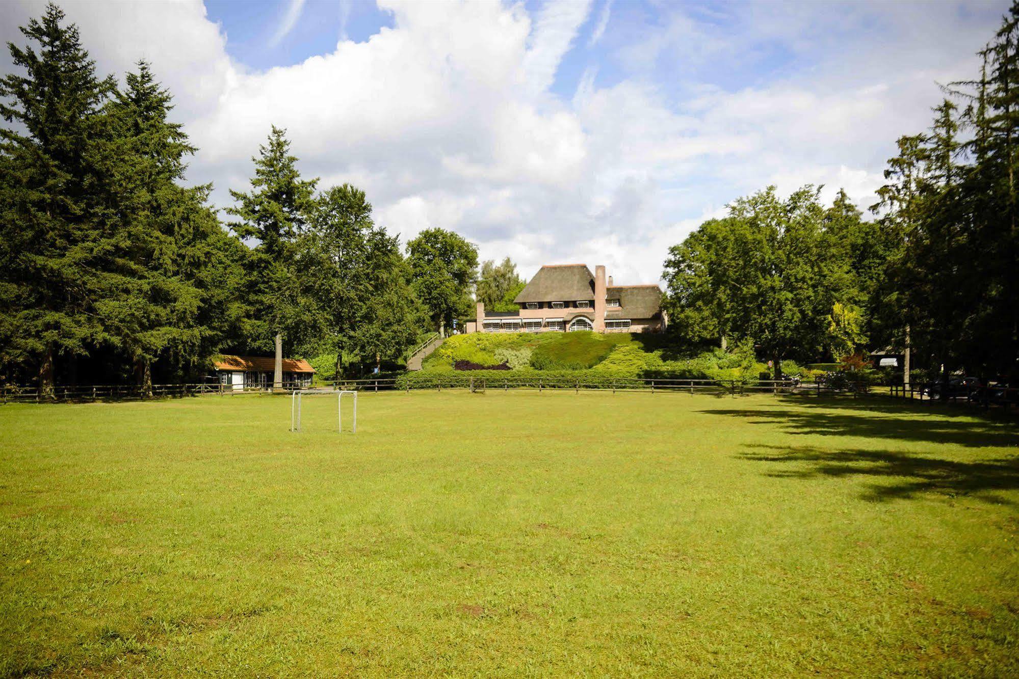 Fletcher Hotel Restaurant De Wipselberg-Veluwe Beekbergen Exterior photo